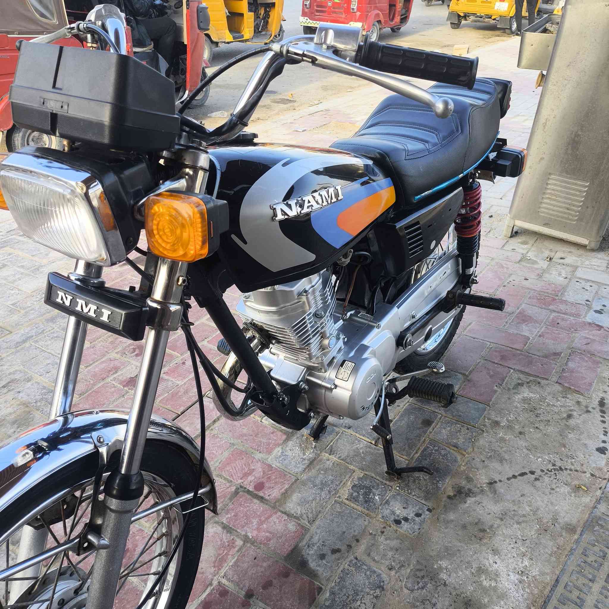 سلام عليكم دراجه اربعه كير تعمير شاصي 2015اصولي وتعمير 25 دراجه جانت معمره ومضمومه محرك بعده مامسحوك حيل جديده بيه نواقص بسيطه  سعر 750 وبيه مجال 
فقط اتصل خاص ماكو // ***********
