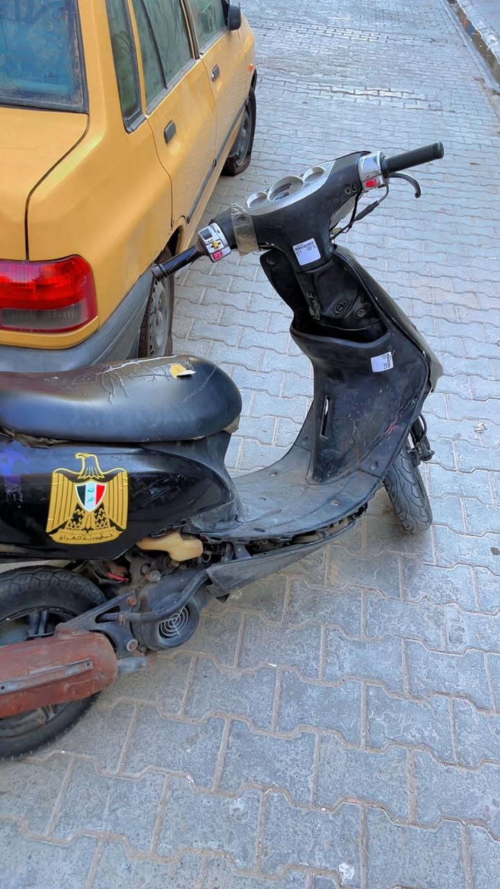السلام عليكم
دراجه عصفوريه ٦٠
نضيفه جدا دراجه كامله مكمله نقص بس بلك مال سلف الباقي كامل دراجه مكينته نضيفه السعر ٢٠٠بغداد الشعب
***********
