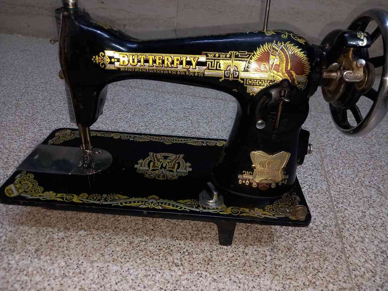 مكينه  ام فراشه نضيفه لوك  ١٠٠ بدون ميز او ماطور


**إذا كنت صاحب هذا الإعلان وتريد حذفه لأي سبب، رجاءا أرسل رسالة إلى الدعم الفني**