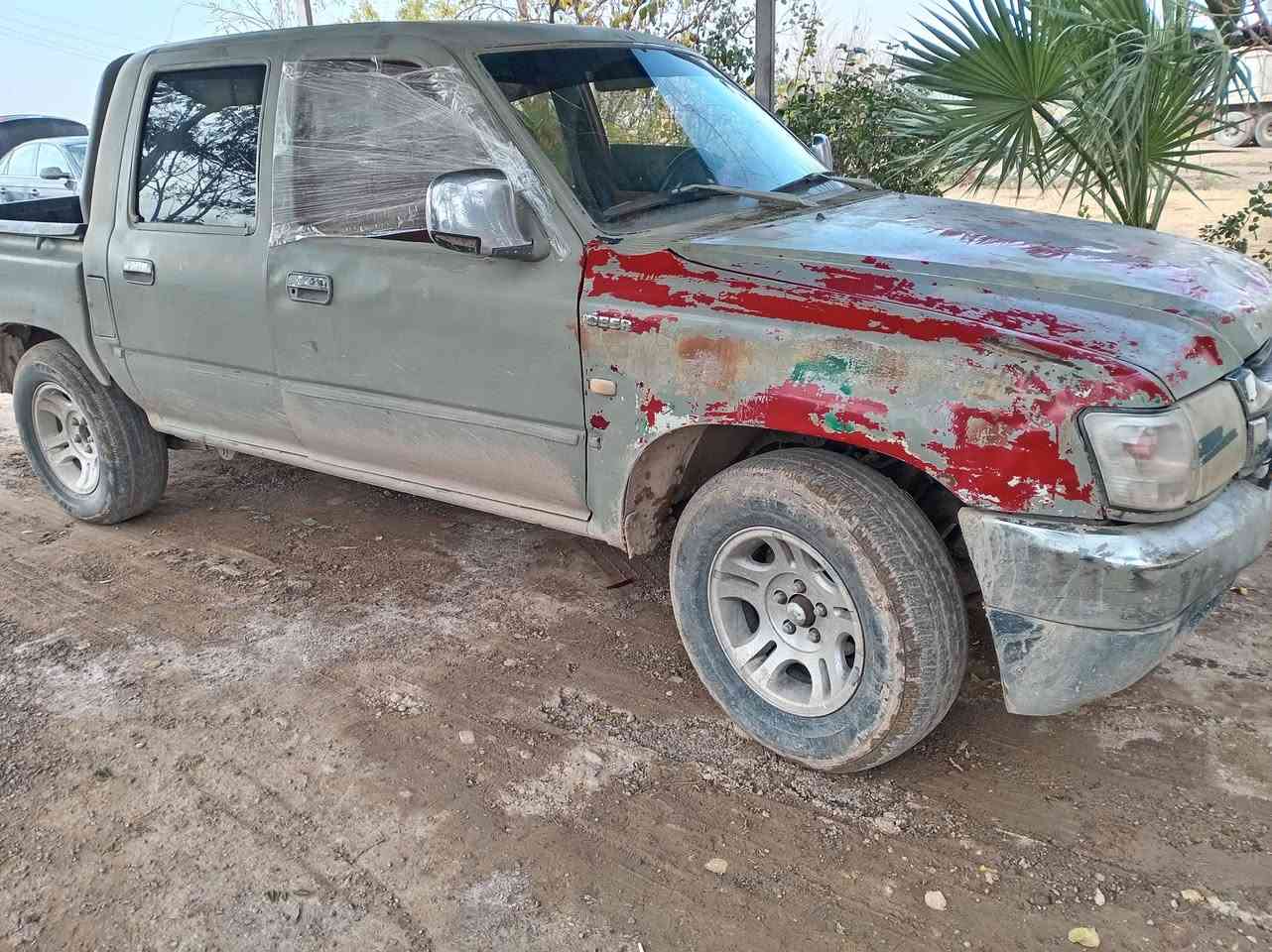 السلام عليكم سياره دير موديل 2009 مكفولة محرك كير كله شرط صدر جديد سياره مصبوغه   لسفسار    *********** السعر ١٨ وبيه مجال  حك الجيه  مكانه العلم سمره
