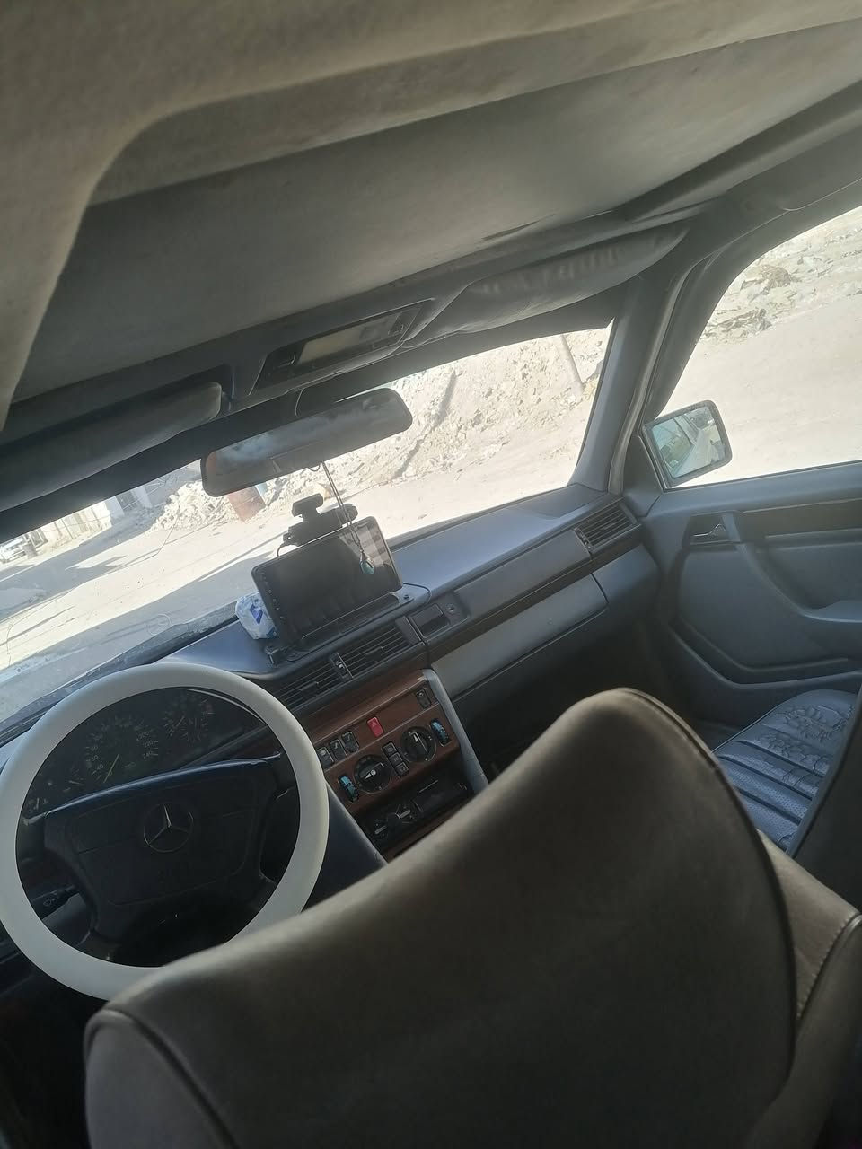 السلام عليكم دب للبيع محور رقم اربيل وبسمي السعر ٦٥ ومراوس ترهم


**إذا كنت صاحب هذا الإعلان وتريد حذفه لأي سبب، رجاءا أرسل رسالة إلى الدعم الفني**