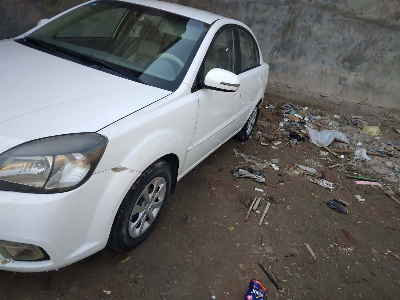 سلام عليكم كيه ريو 2012 خليجيه مكينه1600 رقم كربلاء بسمي سنويه الى28 تحويل ثاني يوم بيه صبغ جملغ خلفي بدون داخل اثره دحجه  ودوس فقط وبيه بارد سياره حلوه والسونار كدام ك 
السعر88وبيه مجال بسيط
رقم التلفون ***********
