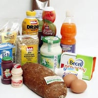 تعلن شركة أنوار الصباح لتجارة المواد الغذائية (ألبان، لحوم، مواد غذائي...