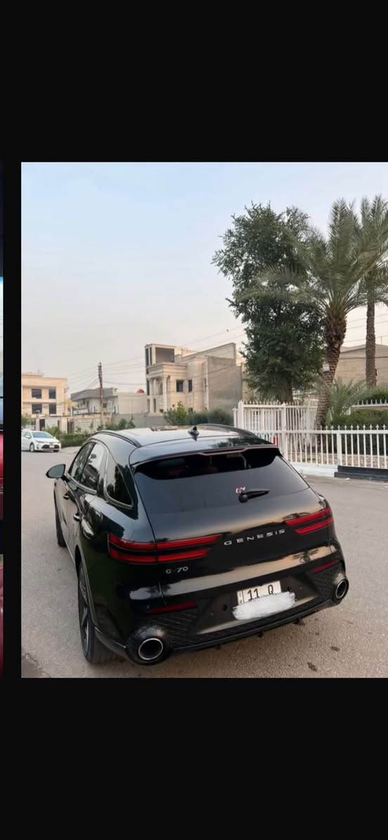 ‏Gv70 ‏ 2023 Prestige
2023
فخامة كورية 🇰🇷 + أداء رياضي ⚡ + كل التقنيات الحديثة ✨

المواصفات الرئيسية:
✅ بانوراما + شاشة 14.5 إنش مع CarPlay & Android Auto
✅ كاميرات محيطية 360°
✅ مقاعد جلد كهربائية حمراء مع تبريد، تسخين، ومساج + وضعية الطيارة
✅ السيارة تتحرك للأمام والخلف بالريموت بالكامل
✅ شحن لاسلكي
✅ محرك3500 تون تربو  – 400hp+ دفع رباعي 4WD
✅ 5 أنظمة قيادة متعددة
✅ إنارة داخلية متغيرة الألوان + LED
✅ صندوق كهرباء + منافذ كهرباء متعددة
✅ هوك خلفي
✅ نظام ترحيب عند فتح السيارة
✅ نظام صوتي Lexicon 15 سماعة + Quantum Logic

السلامة والمساعدة:
• وسائد هوائية 
• مساعد تتبع المسار، النقطة العمياء، تفادي الاصطدام الأمامي والخلفي
• مساعد صعود التلال، تثبيت سرعة ذكي، كاميرا محيطة

📍 المكان: بغداد
📏 عداد المسافة:26
💰 السعر:30 الف دولار
📞 واتساب:*********** 
ملاحطه:حادث سياره بنيد +جاملغ مبدل نفس لون جاملغ خلفي صبغ
