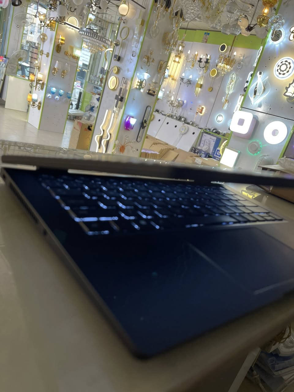 Dell latitude 7420
Core 7
Gen 11
Ram 32 Gb
Hard=256 ssd
FHD=14”
1920*1080
شاشه لمس
السعر =٤٨٠ الف 
اسعار خاصه لاصحاب المكاتب 
***********
