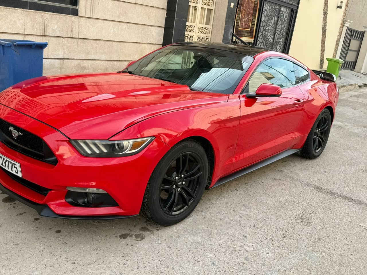 السلام عليكم
موستنك ECOBOOST16 للبيع
اللون احمر مميز 
رقم بغداد 
حادثها موضح بالصور بذون ايرباك فقط برده 
صبغ قطعتين فقط جاملغ وبنيد 
السياره فول مواصفات عده الفتحه 
شاشه كبيره جلد تحكمات 
سياره جديده مابيها اي نقص حتى السيرفس ممشتغل بيها 
السعر 138 وبيها مجال بسيط 
العنوان بغداد ساحه عدن 
***********

