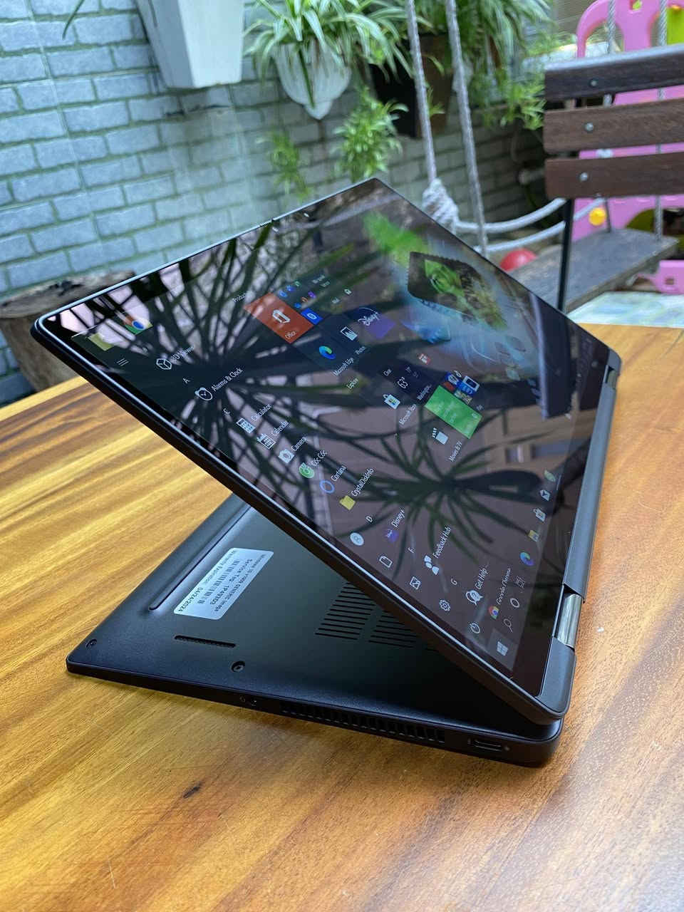 #لمس_قلاب_جيل_حديث_من_شركة_Dell

🔅 الموديل: Dell Latitude 7420 (2 in 1)
قلاب لمس

🔅 المعالج: Intel Core i7 — الجيل الحادي عشر

🔅 الذاكرة (RAM): 16 جيجابايت DDR4
🔅 التخزين: 256 جيجابايت SSD

🔅 كرت الشاشة: Intel Iris Xe Graphics —  8GB

🔅 الشاشة: 14 إنج بدقة FHD ‏(1920×1080) تعمل باللمس
🔅 لوحة المفاتيح: مضيئة — عربي / إنكليزي
🔅 الشاحن: شاحن أصلي Dell ‏65W — Type-C

💰 السعر: 550,000 دينار عراقي

🔹 الحالة: وارد أوروبي غير مستعمل بالعراق (كالجديد) — نظافة 95% فما فوق
🔹 البطارية: بحالة جيدة (ضمان ساعة فما فوق)

✅️ فحص أمام المندوب للتأكد من سلامة القطعة وتدقيق المواصفات

✅️ ضمان أسبوعين استخدام حقيقي بعد الاستلام 🔥


**إذا كنت صاحب هذا الإعلان وتريد حذفه لأي سبب، رجاءا أرسل رسالة إلى الدعم الفني**