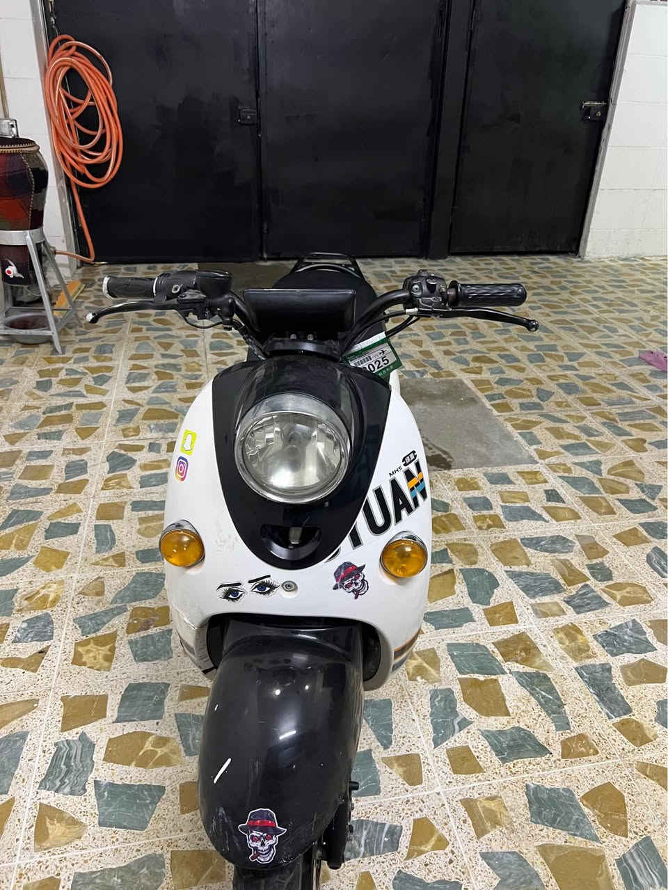 ‎امه ماتور بو فروشتن زور باكه ٥باتري ٧٠  كيلو متر دروا ديسكه سحركي مجالي براينه تيدايه‎ أربيل, العراق


**إذا كنت صاحب هذا الإعلان وتريد حذفه لأي سبب، رجاءا أرسل رسالة إلى الدعم الفني**