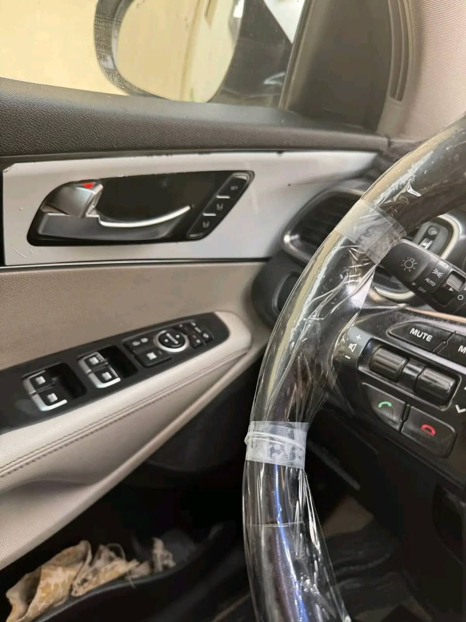 سورنتو اربعه سلندر اربيل فول مواصفات VIP ماشيه ١٠٦ محرك مامفتوح 
مكفوله كفاله عامه فقط كرت بسيط بالبنيد باقي تفاصيل على الخاص للاتصال ***********
موجوده بالنجف
