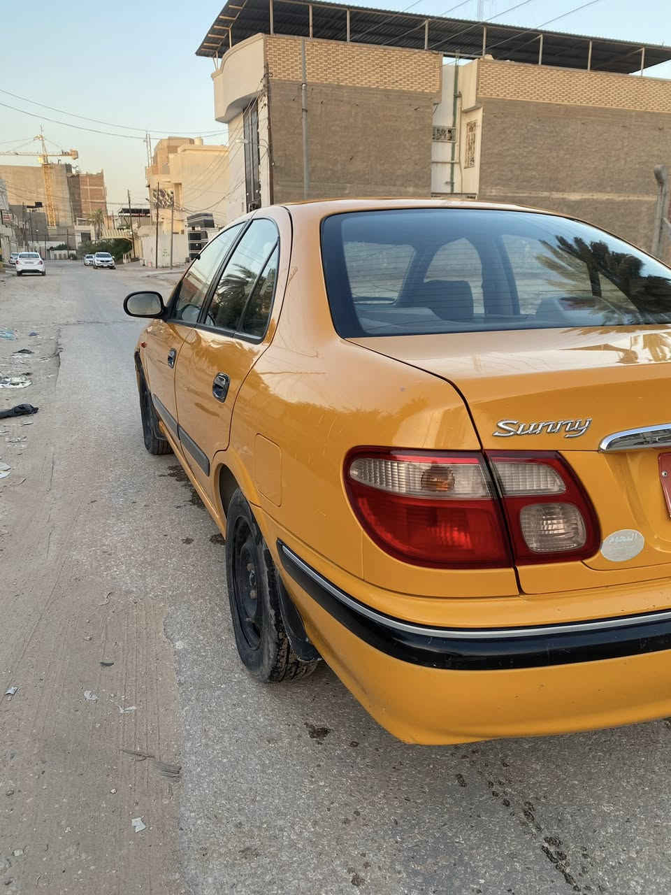 سلام عليكم 
صني مديل 2001 
رقم بغداد 
بيه بارد 
وبية خياسات قليله 
محرك1400
العنوان : النجف الاشرف حي السعد 
السعر : 50 وبيه مجال 
الأستفسار : ***********
