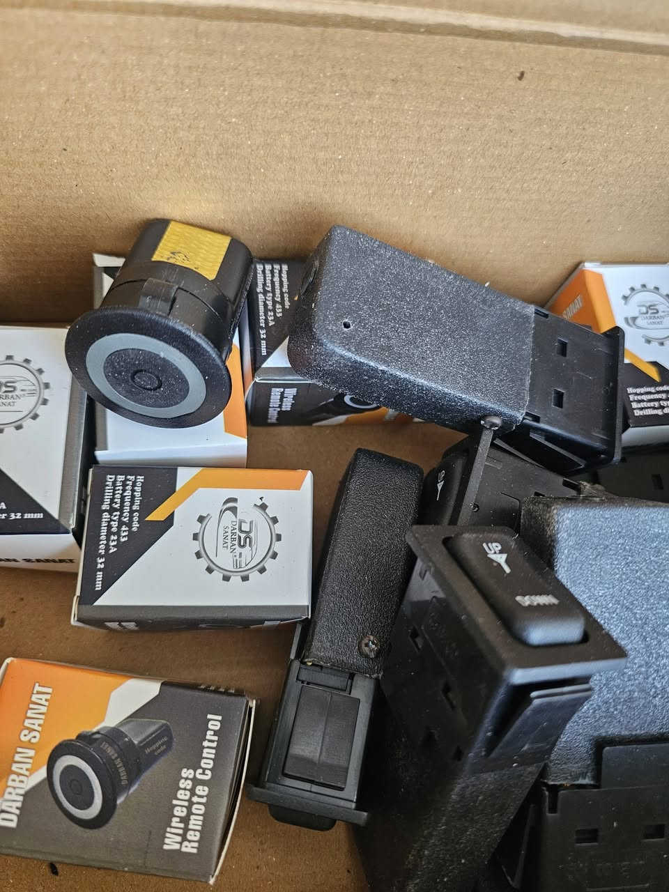 السلام علیکم وصل ماطور باب کهربای صنع ایرانی درجە اولا  توصیل لکل محافظات
***********
***********
