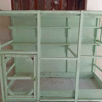 قفص للبيع  طولها 1500سم  عرضها 2000سم  سعر65الف وبمجال 07776437096