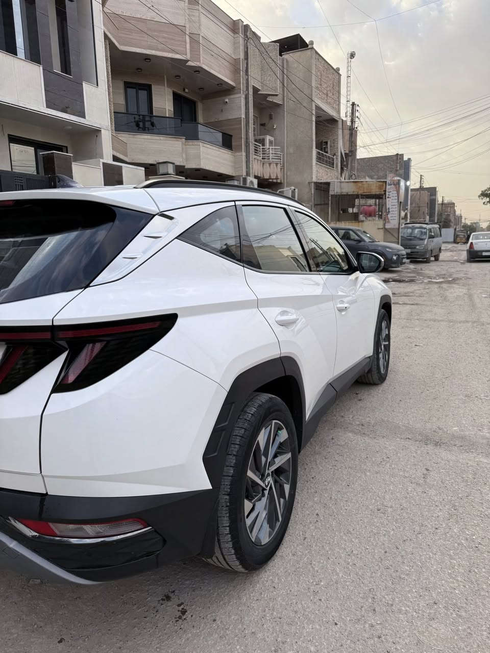 هونداي توسان 2023 – وارد خليجي ✨
🔹 العداد: 43

🔹 مقاعد أمامية كهرباء

🔹 مرايا متحركة كهرباء

🔹 ستائر أبواب خلفية

🔹 كامرة + حساسات خلفية

🔹 بصمة تشغيل + دخول ذكي

🔹 شاحن وايرلس

💰 السعر: 210 ورقه وبيهه مجال

📞 للاستفسار: ***********

العنوان / بغداد
