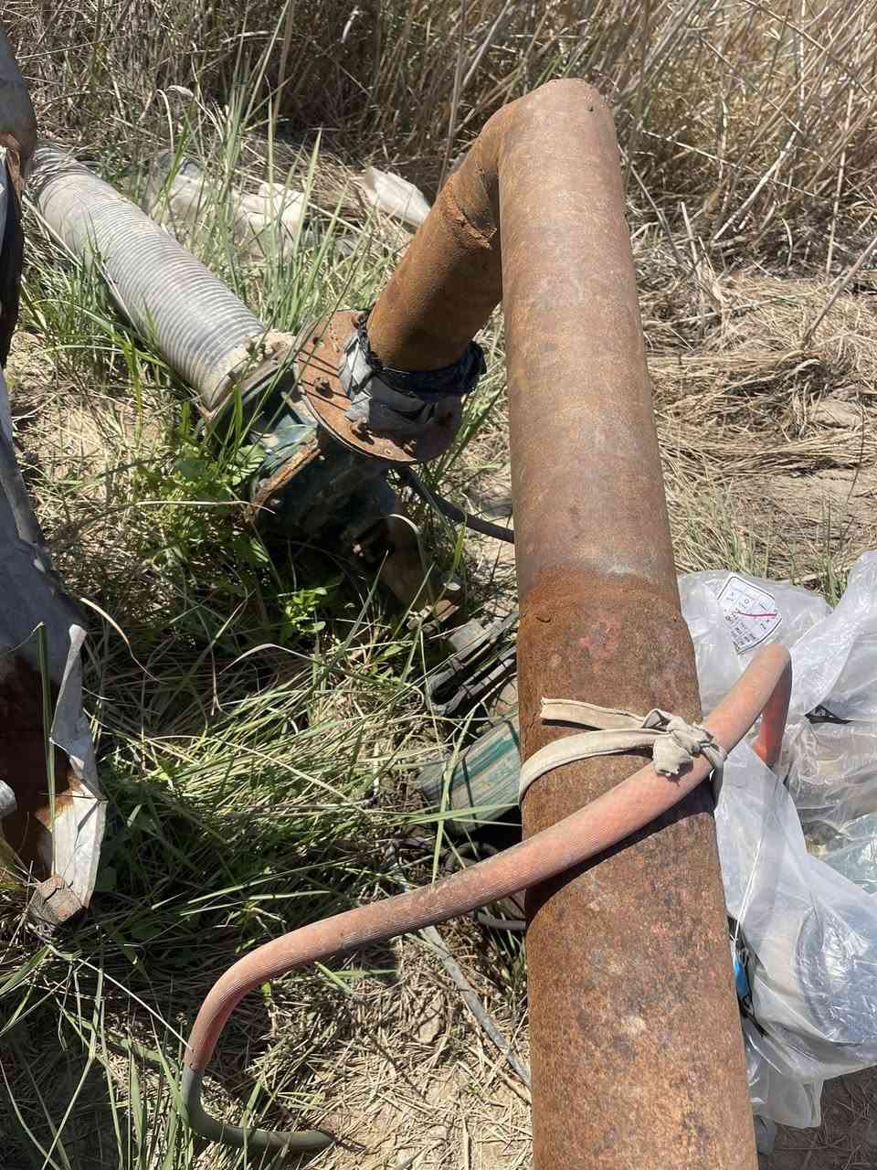 ماطور هندي ابو ال١٠ شرط الماي والشغل

ويا صونده ممص ٨ متر ام ٦ هي والمصفي 

سعره ٧٥٠ جاهز  المكان الديوانيه قضاء الحمزه

***********
