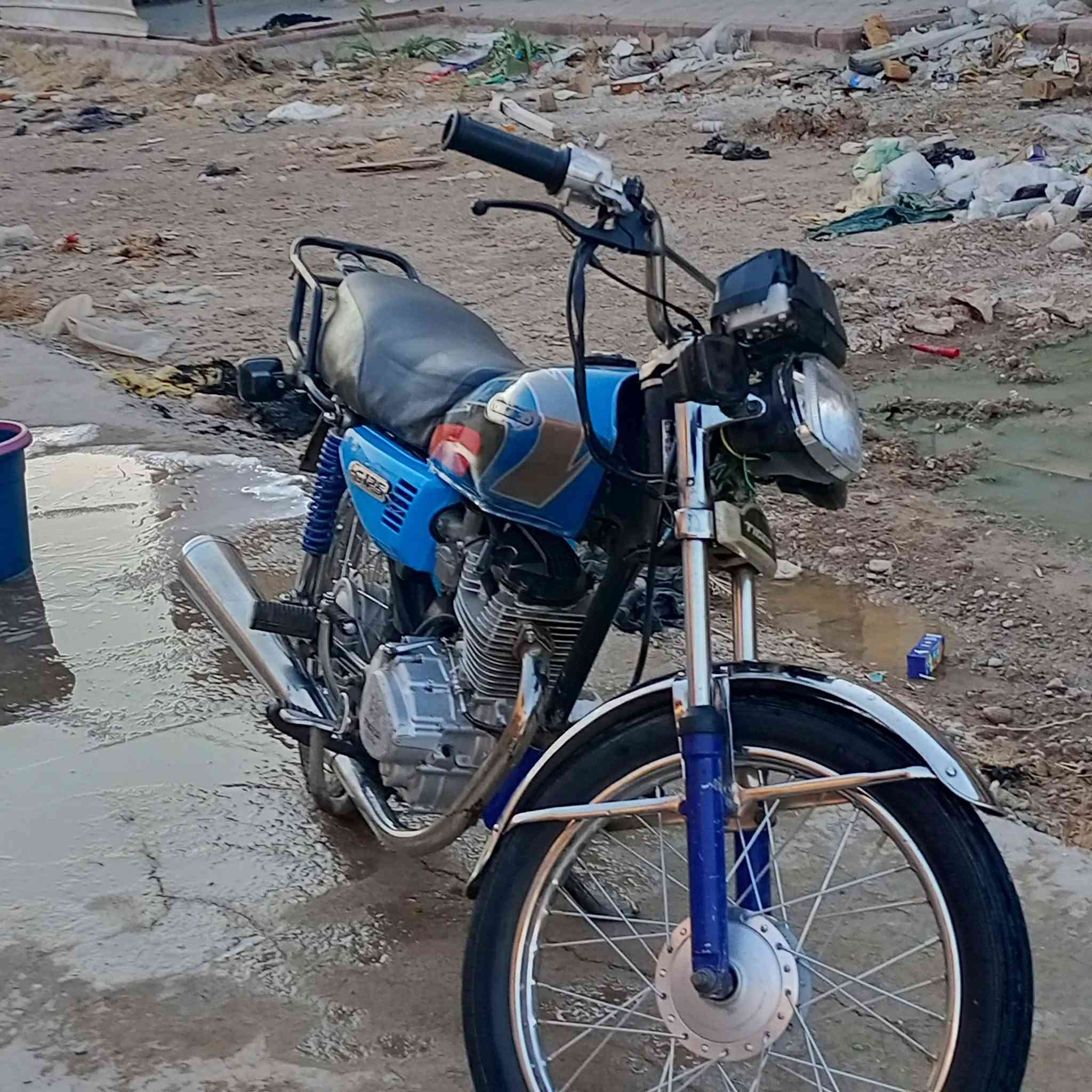دراجه 4كير محرك ما مفتوح دراجه نقصه بيه باتري دراجه موديل 2021 اوراق ما بيه  رقم *********** سعره 400وبيه مجال
