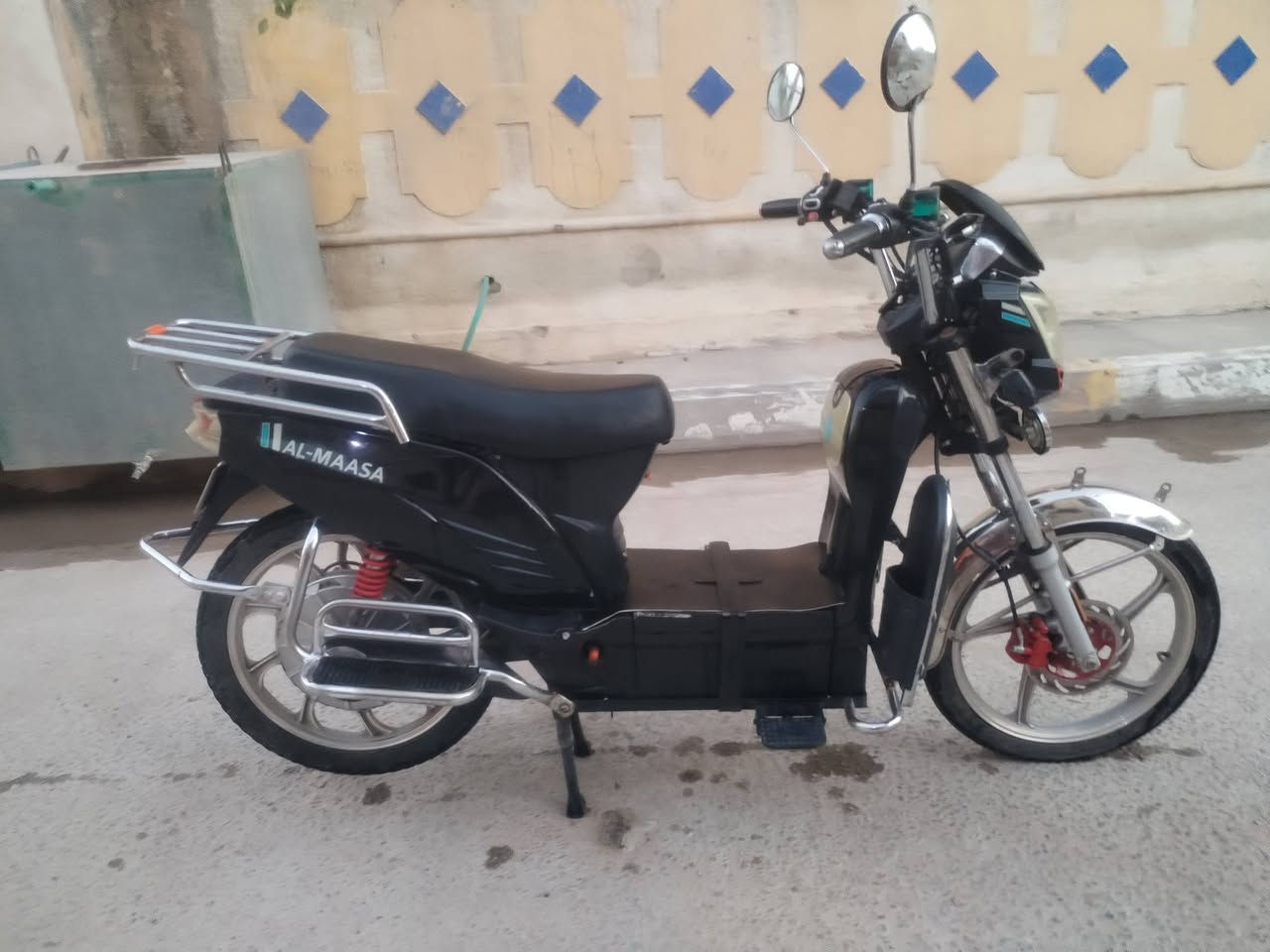 دراجة للبيع ماسة موديل 23جهاز مانع سرقه جهاز تشقيل من بعد كهربايات شقالة بطاريات عل الفحص السعر380وبي مجال ***********
