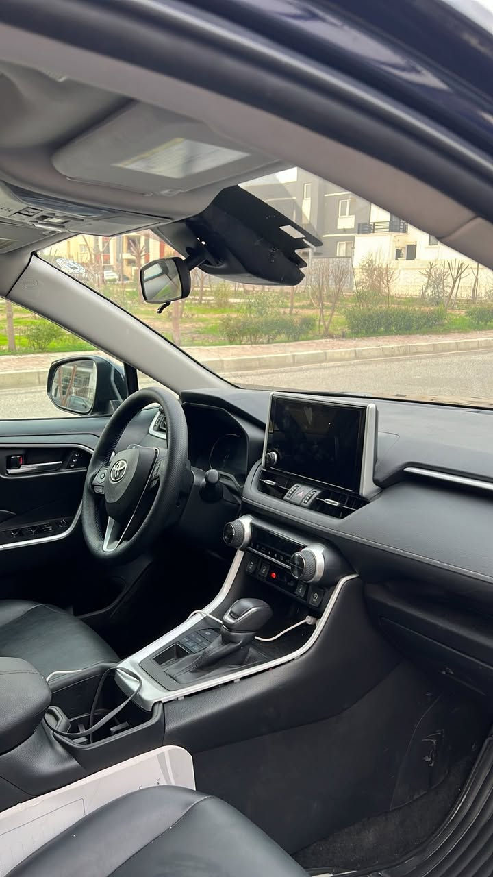 ‎السلام عليكم
‎تويوتا رافــــ4 موديل : 2023 
حادث السياره باب وجاملغ + و السكف بيها تعديل PDR
شي بسيط اني عدلته 

ايرباك بس برده 

وسياره باسمي تريد تحويل او وكاله اني حاضر 

سعر $19,200 وبيها مجال لطيبين 
‎المواصفات XLE 

‎دەبل اکسل (𝐀𝐖𝐃)
‎کیج الکتروني
‎‏‎ابواب بصمة
‎‏‎بصمة تشغيل 
‎تشغيل عن بعد (𝐑𝐄𝐌𝐎𝐓𝐄 𝐒𝐓𝐀𝐑𝐓)
‎‏‎شاشة دشبول ديجيتال
‎كاميرة 
‎هاند بريك بصمة
‎اوتو هولد (𝐀𝐔𝐓𝐎 𝐇𝐎𝐋𝐃)
‎اوتو ستارات (𝐀𝐔𝐓𝐎 𝐒𝐓𝐀𝐑𝐃)
‎اوتو ستارات (𝐀𝐔𝐓𝐎 𝐒𝐓𝐎𝐏)
‎رادار امامي (تحديد مسار)
‎‏‎رادار جانبي (نقاط عمياء)
‎‏‎رادار خلفي (التحذير من الاصطدام)
‎‏‎حساسات امامي
‎‏‎حساسات جانبي 
‎‏‎حساسات خلفي 
‎نظام (𝐄𝐂𝐎)
‎نظام (𝐍𝐎𝐑𝐌𝐀𝐋)
‎نظام (𝐒𝐏𝐎𝐑𝐓)
‎نظام (𝐎𝐅𝐅-𝐑𝐎𝐀𝐃)
‎‏‎تحكم استيرن 
‎استيرن تدفئة
‎‏‎كشنات كهربائي
‎‏‎كشنات تدفئة
‎‏‎تبريد لمس
‎‏‎تبريد مركزي 
‎‏‎صندوق شفط كهربائي 
‎‏‎لايتات (𝐋𝐄𝐃) عدسة زينون بيلادي‏
‎‏‎بكلايتات (𝐋𝐄𝐃) بيلادي
‎‏‎ويل كروم

‎تفاصيل اكثر الاتصال علی ارقام التاليه ‏
‎واتساب 
☎️ ***********
مكان السياره اربيل
