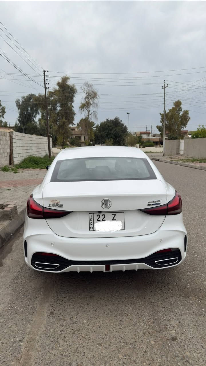 أم جي جيتي موديل 2025 رقم أربيل مكفولة كفالة عامه من ضبغ سياره ماشيه 9000 وسياره لديها بطاقه بنزين مكان سيارة كركوك سعرها 125 وبيه مجال قليل
 للاستفسار تواصل على رقم :***********
