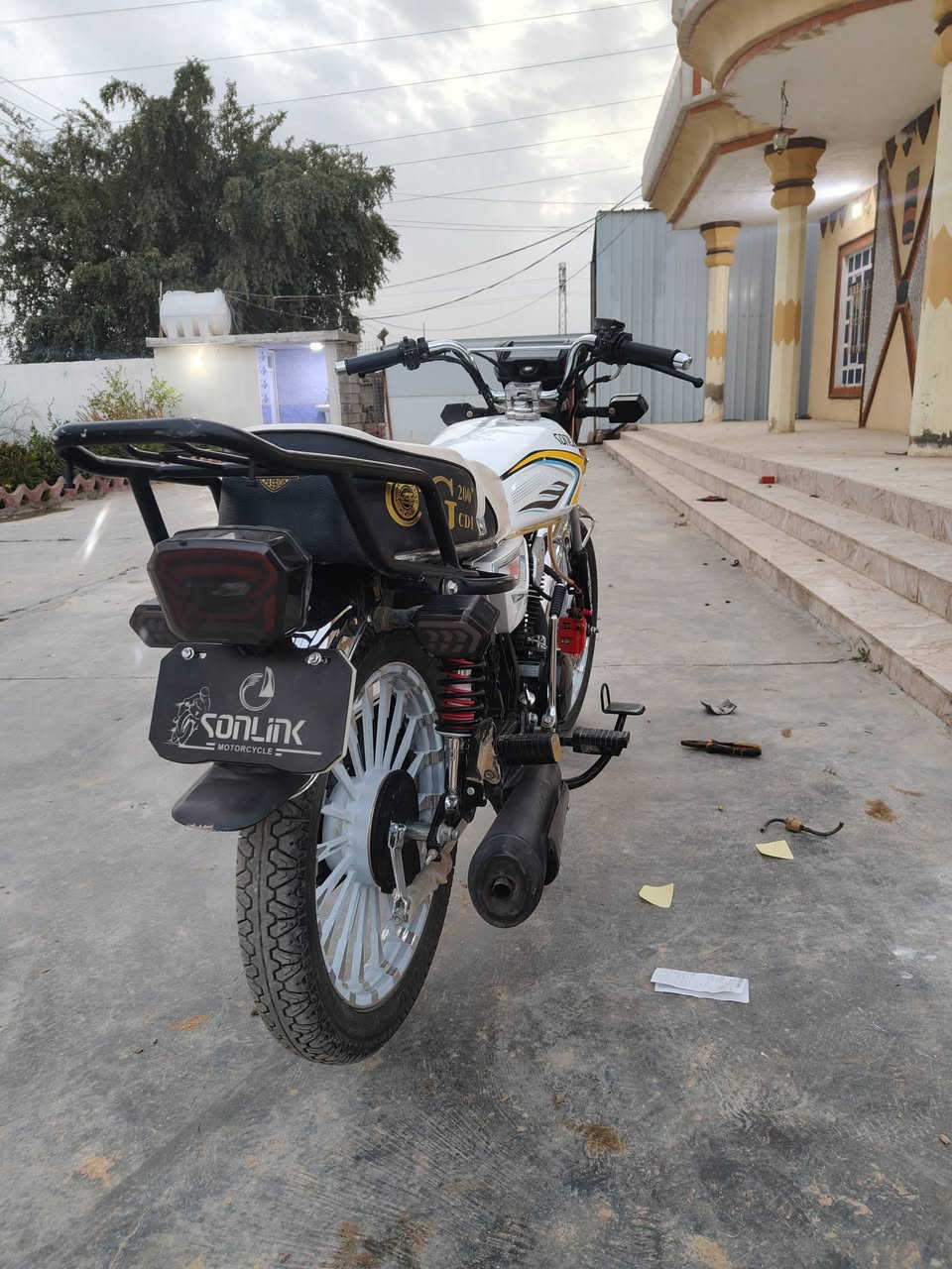 دراجة 24شكل 25 طالعه بل 25 شهر 11 دراجة جديدة الدراجة شرط كلها بلادي ماشية 2930 السعر 750 بيها مجال قليل المكان مكيشيفة


**إذا كنت صاحب هذا الإعلان وتريد حذفه لأي سبب، رجاءا أرسل رسالة إلى الدعم الفني**