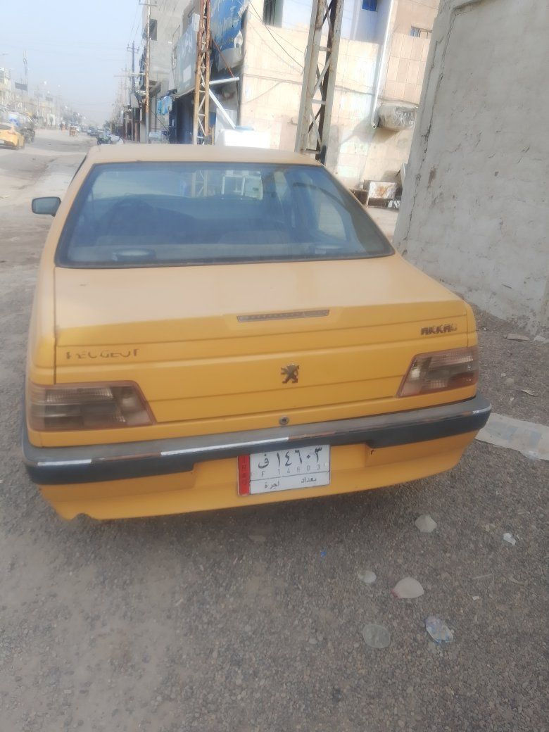 بيجو لميس  موديل 2015 صاحبها مسافر ومااندله وين مكفوله كفاله من كلشي لاضربه ولاصبغ كله شغاله مراوس فتون رقم الماني بس كون نضيفه موصليه عليها غمات كلشي جان فرق ماانطي راس براس مكاني بغداد***********
