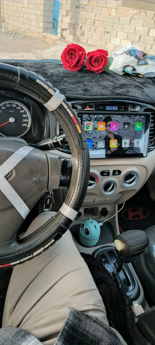 السلام عليكم  اكسنت  2010 كوريضررها بوند و جاملق جهت نفر مبدل
محرك و كير شرط تواير كلو جديد  
كير توماتيك تدفئ🥵 و تبريد  🥶 فول
سعر 92 بيها مجال 
رقم  البصره  شرط تحويل وكالة  بلموصل
***********
