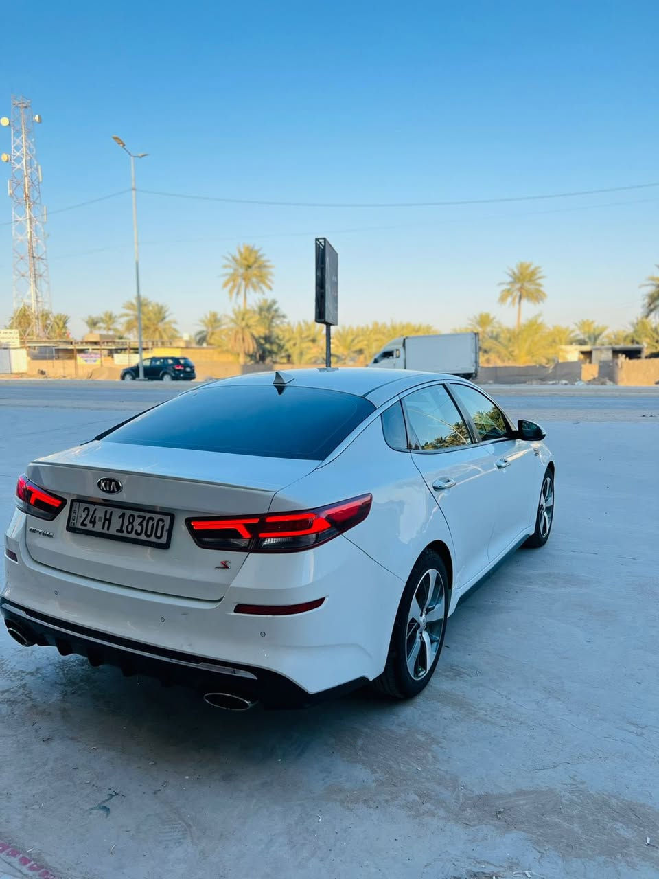 السلام عليكم

كيا اوبتما. 2020.     وارد امريكي.    

سنوية وهزة وفحص جديدً

محرك 2400.    وضع. شركة.    ماشية.  100

مواصفات  s.     فول.  ماعدا البنوراما.  

بصمة.   كشنات جلد.   كشنات كهرباء.   داخل صاج.  

شاشة. كامرة. خلفية.      حساسات خلفية.     راردات امامية.  

رادارت جانبية.    تحكمات جهتين.    ثلاث انضمة قيادة.  اشاير بلمري.    

السيارة جديدة اي نقص مابيها.    من كل النواحي.  

   صبغ جاملغ. وباب   بدون دواخل. بدون ايرباك.

للبيع او مراوس.   السعر. 154. بيها 

مجال.   للاتصال 

***********. مكاني. بابل
