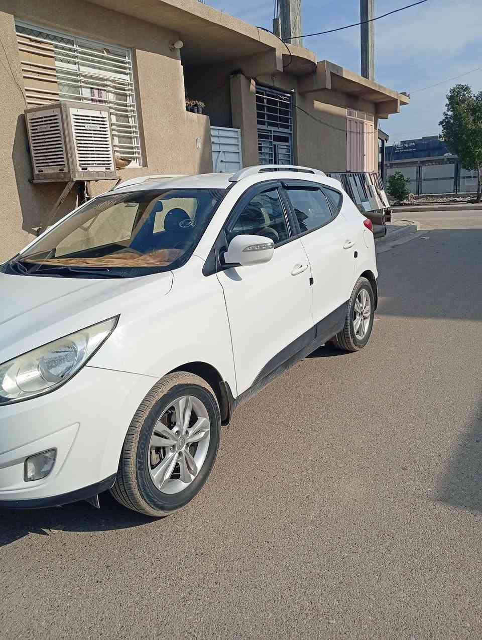 توسان 2012 خلييجي للبيع رقم بغداد مكفوله السعر 145$ الاتصال على الرقم ***********/***********
