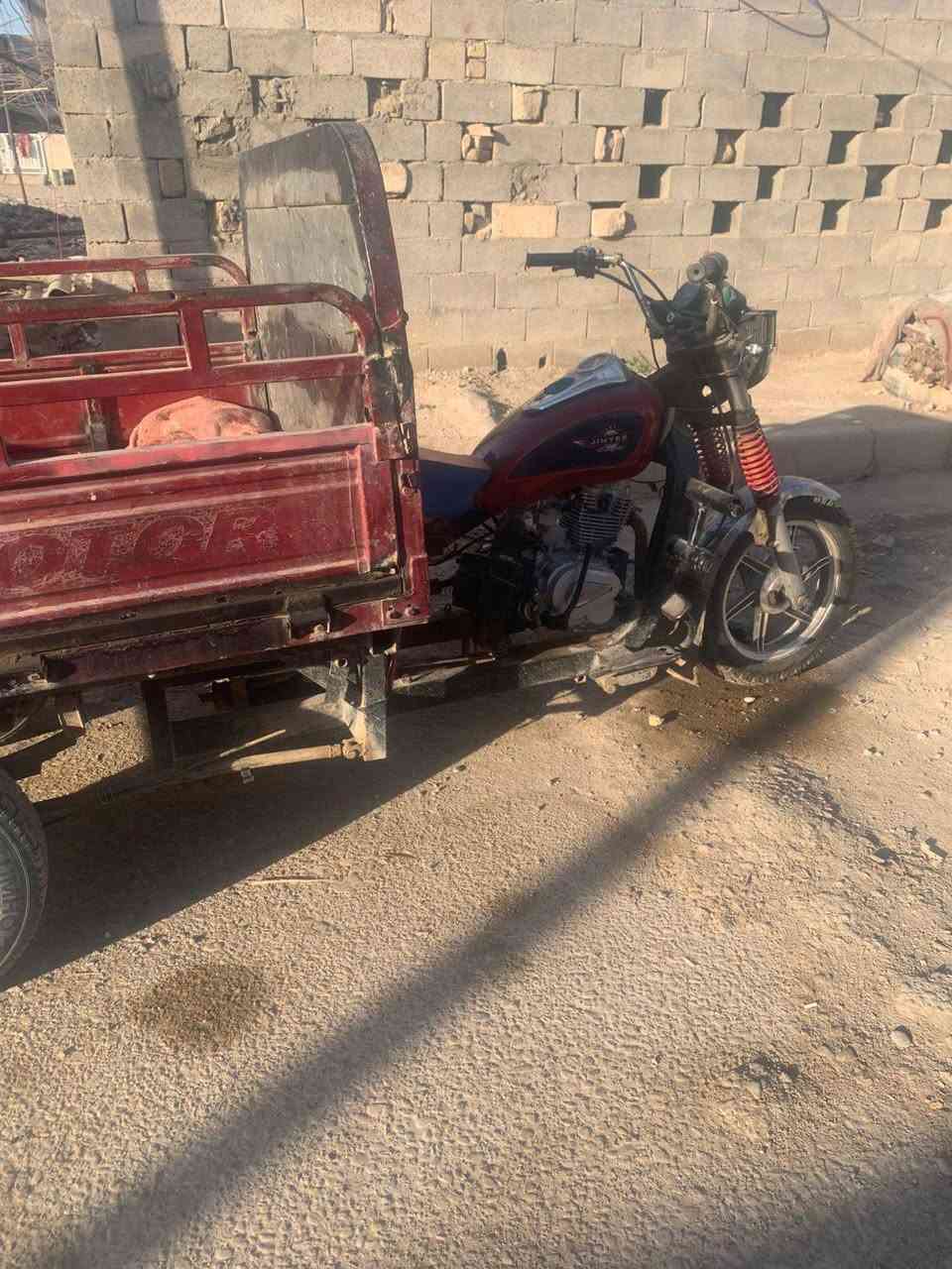 ستوته ١٢موديل رايديها ب٨٠٠ وأوراقها كامله نريد نبيعها لان عدنه ضرف صحي مكفوله من كل  اليريد يتواصل وياي بدون عموله


**إذا كنت صاحب هذا الإعلان وتريد حذفه لأي سبب، رجاءا أرسل رسالة إلى الدعم الفني**