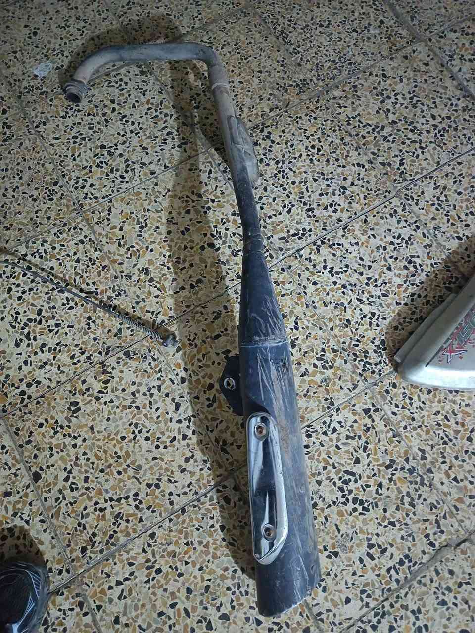 السلام عليكم غراض للبيع مكينه بوكسر مديل 2023 كايمه سعرها 150 مكينه دايوان 200كايمه سعرها 100
صالنصه بوكسر اصليه نضيفه 40 دواسات بوكسر 50
ماشه خلفيه هيه ودبلاته مال بوكسر 50
عقل بوكسر اصلي 15
دواسات بولسر هنه والعنبار بريك 40
كابريتر بولسر على الشغل اصليه 25
بغداد الإسكان ***********
