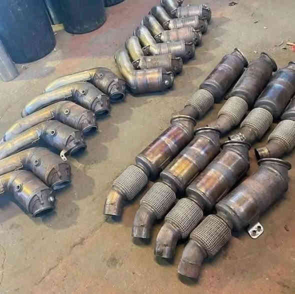 #بيع#وشراء#حجر البيئة 
لكافة السيارات ولمختلف الأنواع والموديلات بأسعار تنافسية ومناسبة 
كل ما عليك هو مراسلتنا على الواتساب أو الإتصال على الرقم التالي ::
***********
