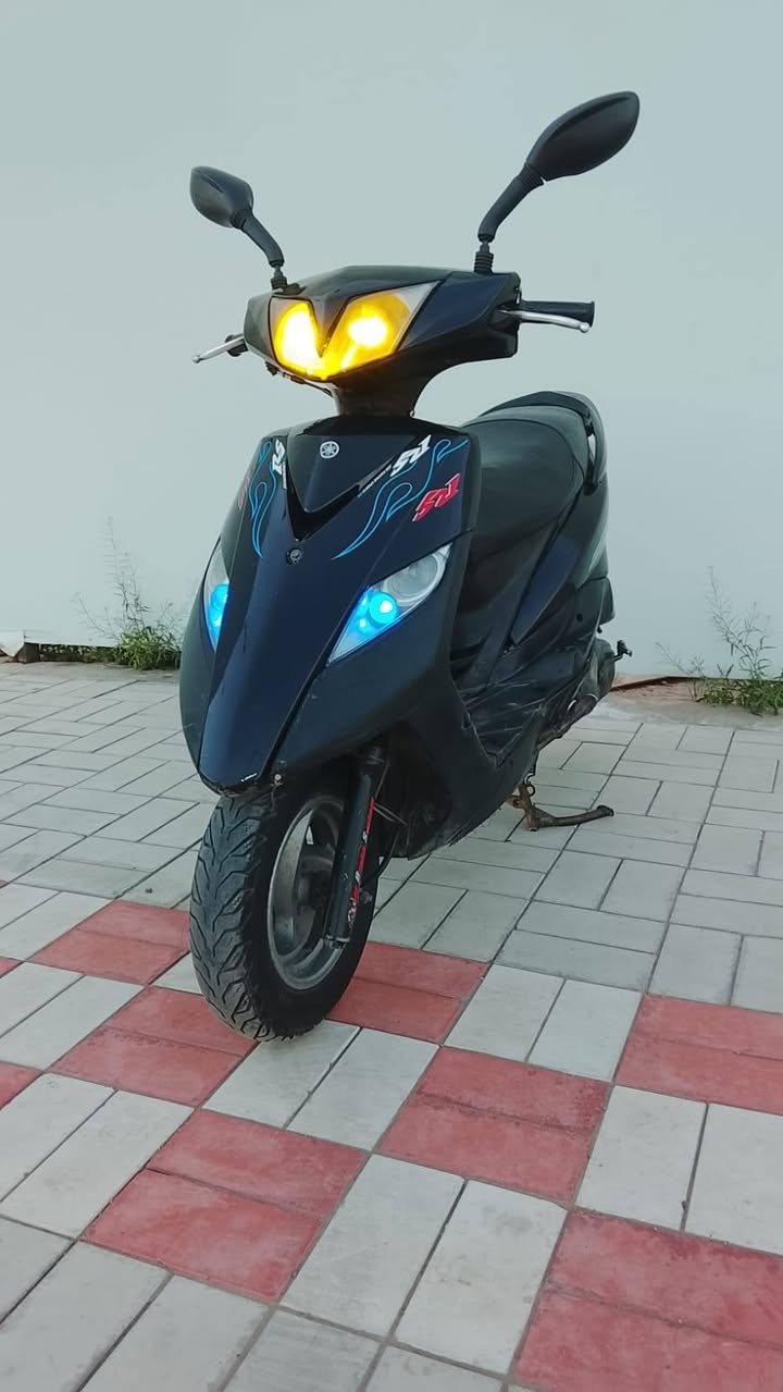 سلام عليكم دراجه ماكس ثعلب مال رمبه ياباني ١٤٠ بلاديه ماشيه ١٧ الف مكفوله كل نقص مابيهه السعر ٥٥٠ مكاني بغداد الكرخ ساحه الطلائع ***********من
