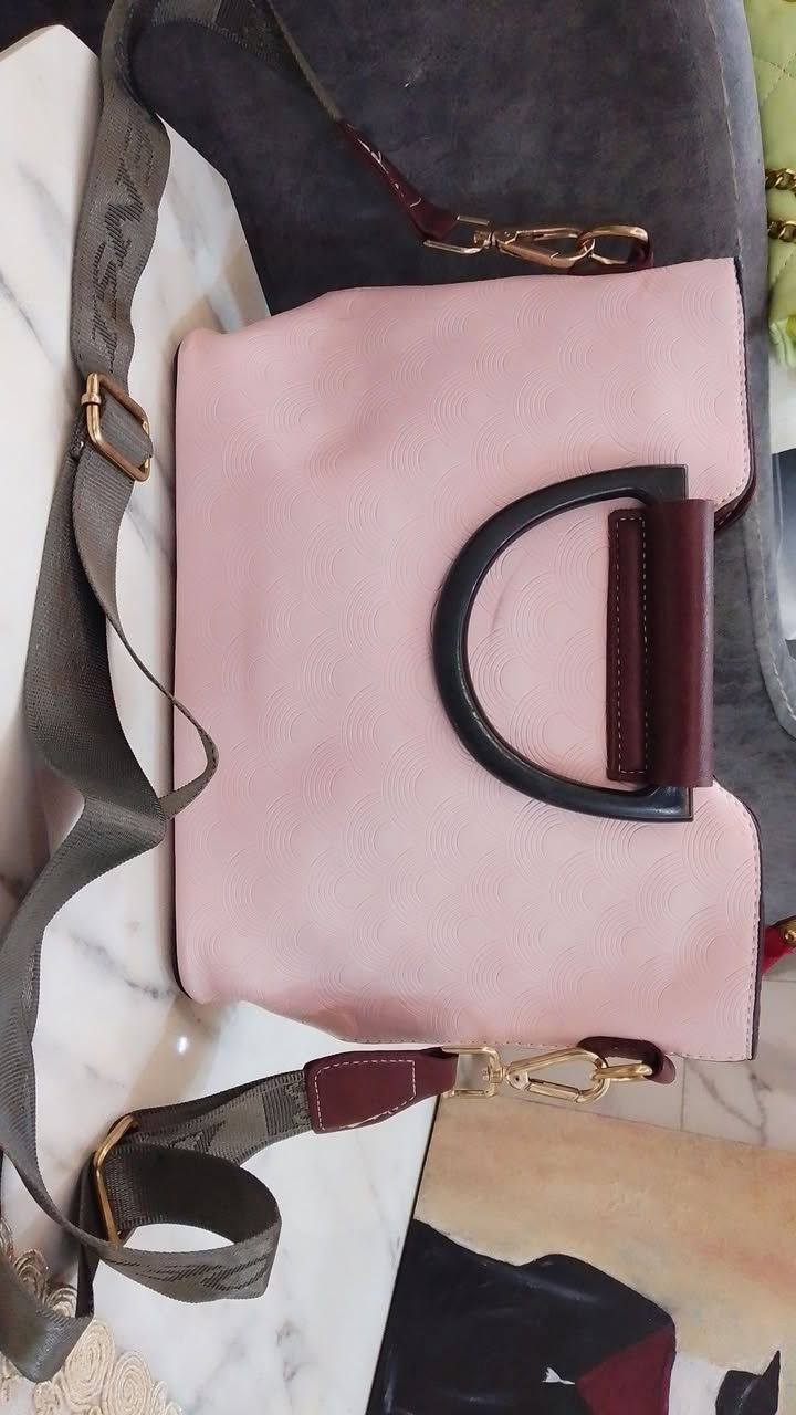 وجبة جديدة
كلمن و سعرها جديدة غير مستخدمة اسعار مناسبة بعض ماركة تكون


**إذا كنت صاحب هذا الإعلان وتريد حذفه لأي سبب، رجاءا أرسل رسالة إلى الدعم الفني**