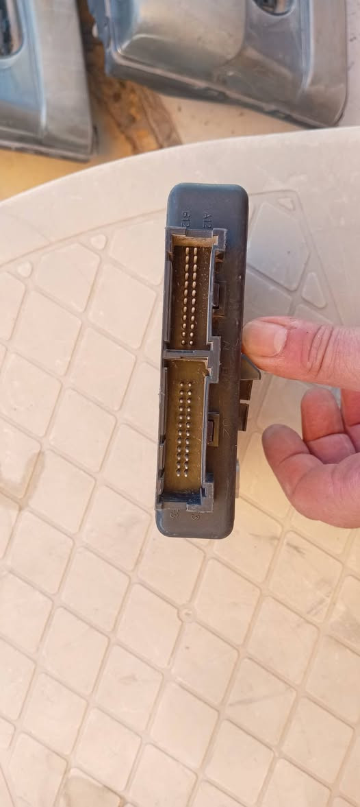 غراض بلايزر للبيع اسعار مناسبه واليده التحكم مال الجام الي يريدها ياخذها مجانا بيها عطل تشتغل بس تقفيل


**إذا كنت صاحب هذا الإعلان وتريد حذفه لأي سبب، رجاءا أرسل رسالة إلى الدعم الفني**