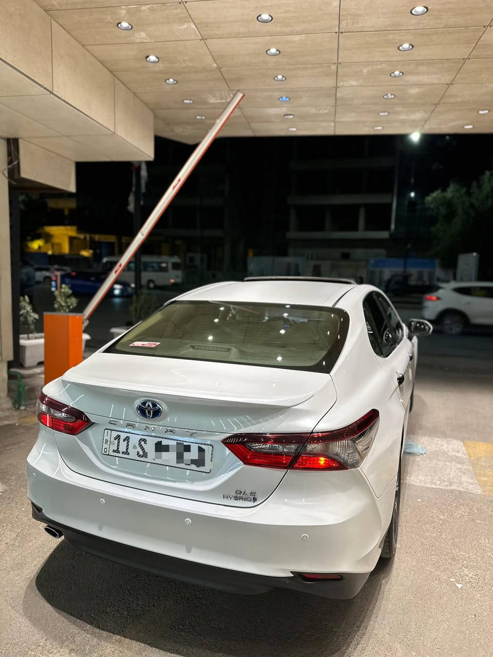 كامري 2024 عبد اللطيف هايبرد خليجي مكفوله من كل شي فول GLE فول 1/1 السياره جدآ جديده ومكفوله من كل شي رقم بغداد وباسمي السعر اتصل ودلل ***********
