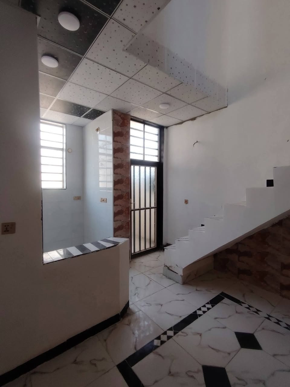 🏛يالله 50 مترعدد2 بسعر 20 وبي مجال
🏤تم عرض مجمع كامل من المساحات 50متر. 🔀
🧱اوبسعار مناسبه. 🏛تسليم 🔑سارع بلححز 🏤
⚜️عنوان نجف شارع المطار مقابيل قريت الغدير ◾تفاصيل غرفه نوم وصاله مطبخ صحيات 
✅تتوفر جميع لخدمات ماء كهرباء وطني مولد مدارس 📞
.. للتواصل ولستفسار((  ***********اووتساب))
