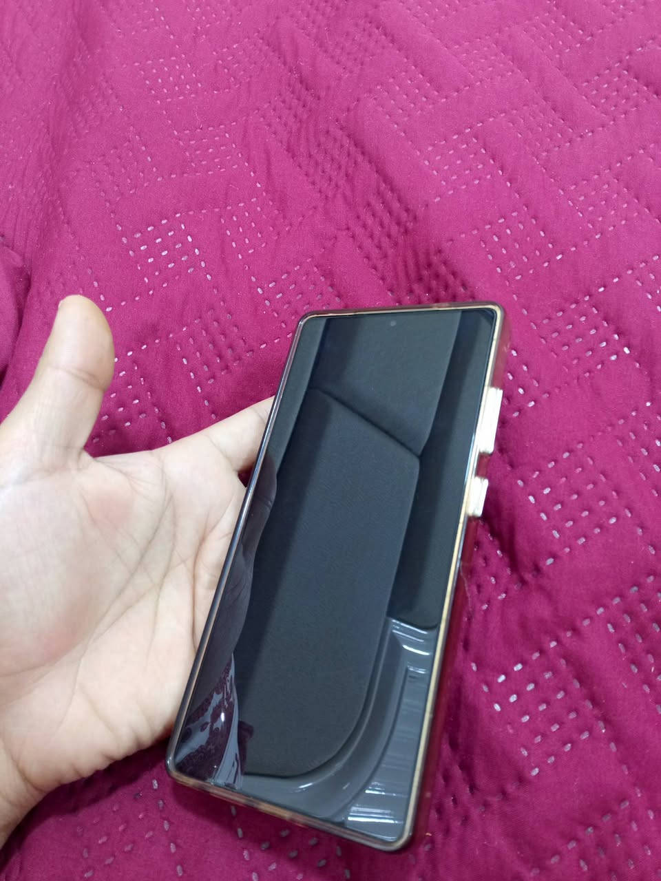 سامسونك S25 الترا
ذاكره 256 
العشوائيه 12 
كامل ملحقات
سعره مليون و 1200 الف
هذه رقمي(***********) متواجد واتساب واتصال
