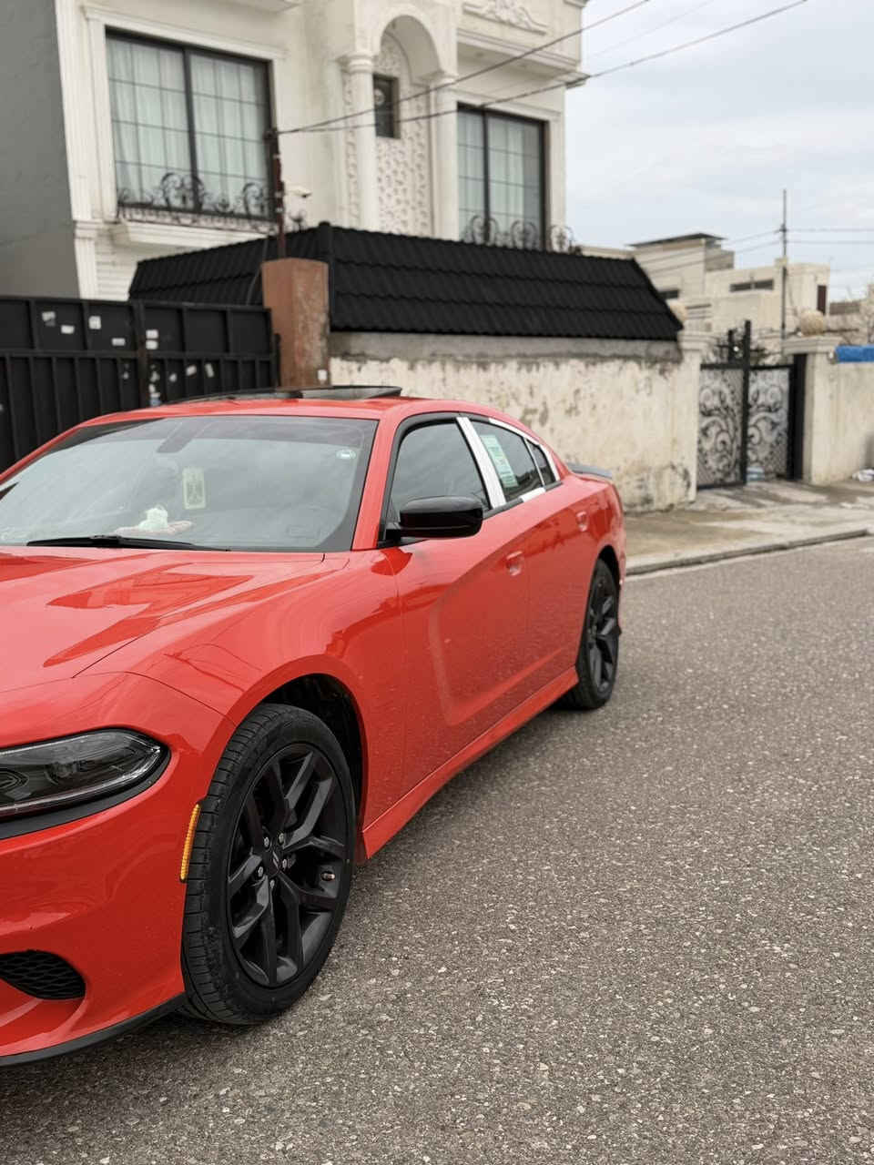 سلام عليكم جارجر جيتي بلص (2023)بس بدون رادار حادث السياره (حالوب كل السياره ) انطيك السياره كله اني السياره فول فتحه كشن كهرباء تايرات تخم جديد السياره نضيفه علا وضع الشركه المكينه كبس شرط دعاميات بدون صبغ السياره فول السياره مكفوله من الصبغ البارد فقط بل باب الخلفي شبر فقط السياره جديده حيل رقم التلفون ***********(مكان السياره اربيل )+لا أتواجد في المعرض اني جناي مو بايع شاري السياره اني كصيته من امريكا 🇺🇸
