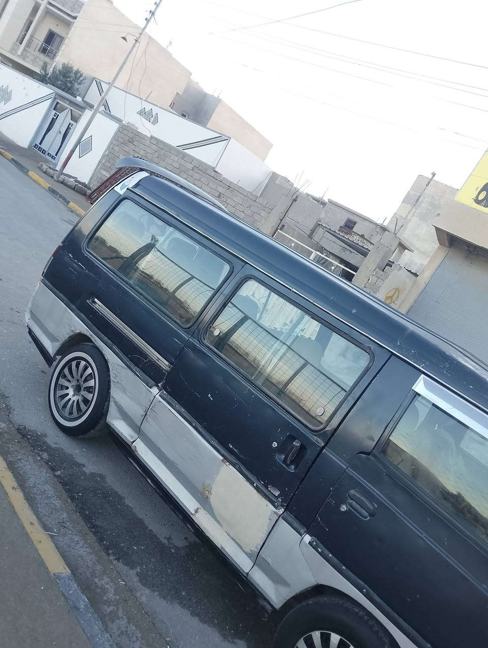 كيا للبيع موديل 93 ماكينه معمره جديد جير واكس الشرط سعر مناسب اتصال على هذا الرقم***********
