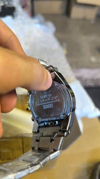 ساعة • مستعملة