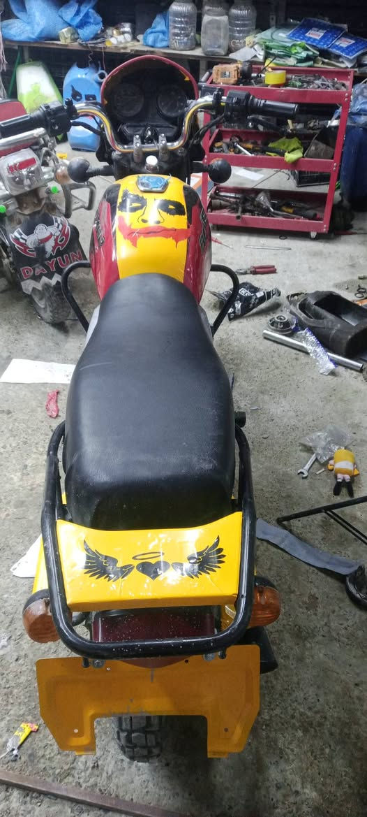 جبلي 22 نضافه كدامك سعر 800 
تواصل ***********
