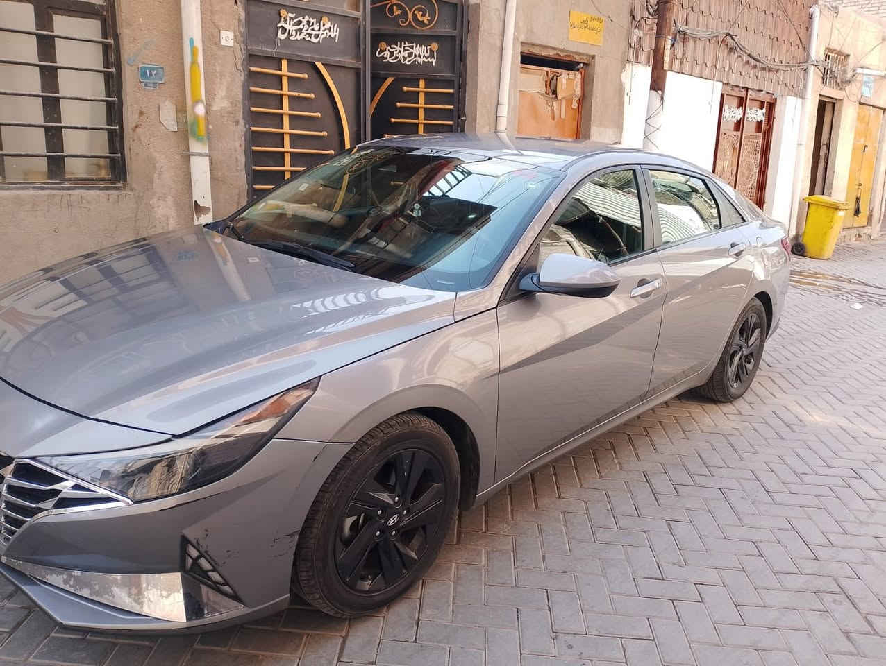 سلام عليكم الانترة 2021 وارد امريكي مثل ماموضح بصور سعر 145$ وبيها مجال مكينه 2000 رقم الاستفسار ***********
