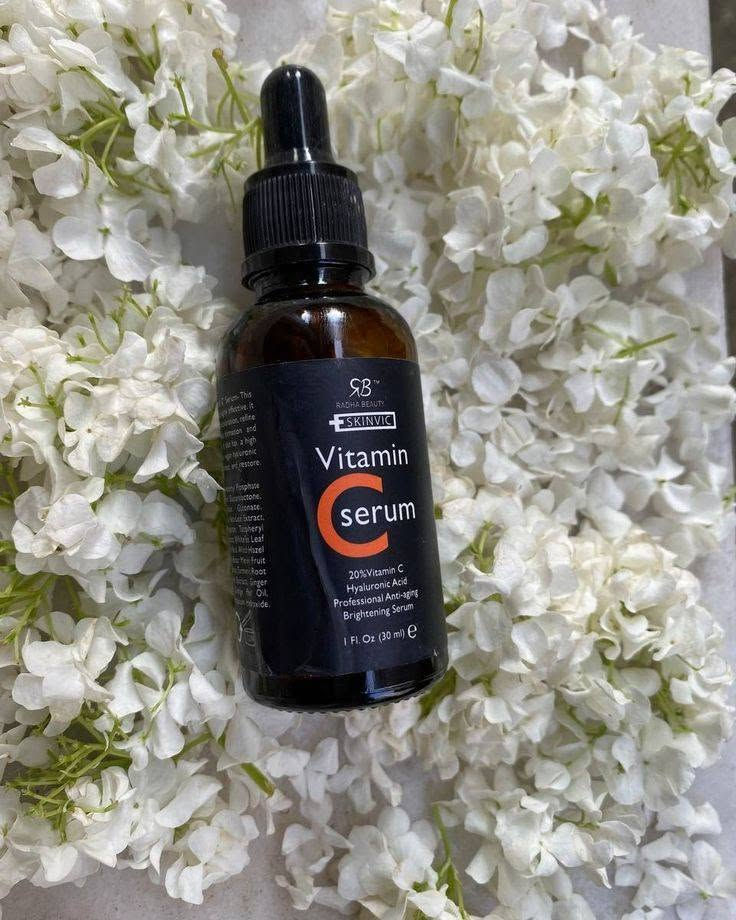 ✨ سيروم فيتامين C الأمريكي من Rida Beauty ✨
😍 مضاد للشيخوخة بتركيز 20% فيتامين C ويحتوي على حمض الهيالورونيك + فيتامين E
يعني 3 مكونات قوية بمنتج واحد 💛
💛 إذا تريدين: • تفتيح واضح للبشرة
• توحيد لون وعلاج التصبغات والكلف
• شد وتقليل التجاعيد
• نضارة وإشراقة طبيعية
هذا السيروم رح يكون اختيارچ المثالي✨
 يساعد على إصلاح أضرار الشمس
يرطب بعمق ويعزز مرونة البشرة
✨ يقلل ظهور الكلف ويخفف الموجود
🫶 يدعم إنتاج الكولاجين ويشد البشرة
السعر السابق 34 ❌ السعر الحالي 15 الف فقط بعد الخصم 
التـوصيل بغداد 4 ومُحافظات 6
﹏﹏﹏﹏﹏﹏˚ 𓇼𓈒𓏸🎅🏻⋆⭒˚♥𓇼𓈒

#امريكا #العراق #عنايه #فيتامينc #respost 
#fpy #reels #explor #اكسبلور 
@إشارة


**إذا كنت صاحب هذا الإعلان وتريد حذفه لأي سبب، رجاءا أرسل رسالة إلى الدعم الفني**