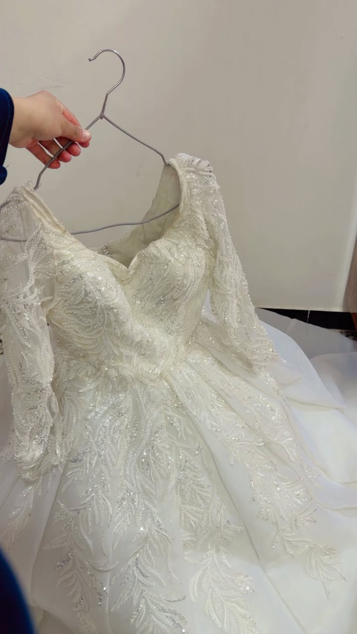 بدله حنه ماروني وبدله عرس نظيفات بيهن تعراضه وبيهن قياطين سعر البدلة 50 والي تحب تشوفهن زين تجي خاص اشوفها بلبس تجنن


**إذا كنت صاحب هذا الإعلان وتريد حذفه لأي سبب، رجاءا أرسل رسالة إلى الدعم الفني**