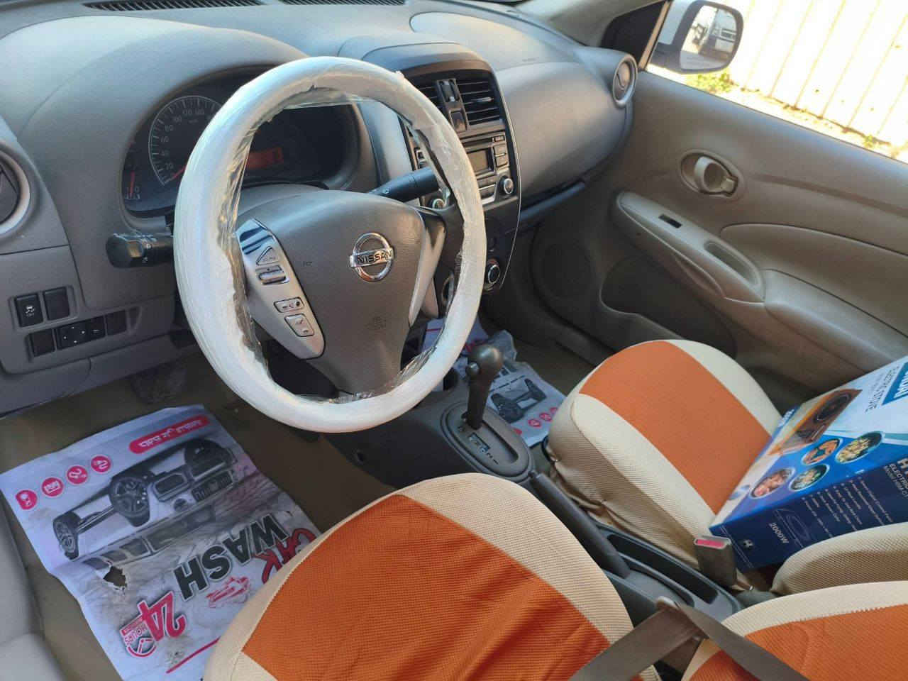 سامعين بالكبة لوز 2019 وماشية 79 فقط وقطرة صبغ مابيها وعظم السيارة عاج
سيارة استخدام شخصي .صدر جديد وإدامة كاملة عليها تخم تاير جديد.
فول حساسات وتحكمات .
شخوط وحالوب  واصبع بالدعامية فقط سويته فايبر كلاص. 
سونارها البارحة /مكاني الكرخ
والسعر 112 والسوك كلشي بي 
جماعة 109 لتخابرني وتعب نفس وتخسر رصيد وتشلع كلبك
مكاني الكرخ.
*********** اتصال
*********** واتسآب
