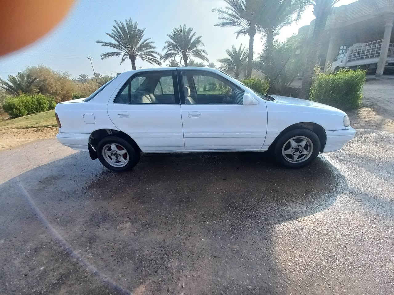 سلام عليكم 
النترة للبع موديل 92
مصبوغه عام جماعيه 
محرك مفتوح 1600
كهربائيات شغاله 
كير محرك مكفولات
سعر 28 وبيه مجال 
مكان السياره الفلوجه نساف
***********
