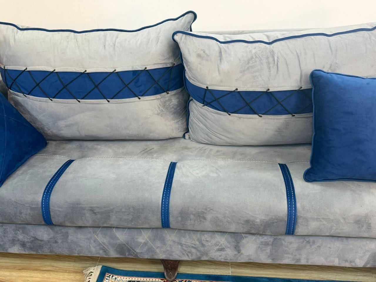 إعلان بيع أغراض مستعملة (بحالة الجديد)
أغراض مستعملة استعمال خفيف لمدة 6 أشهر فقط
بحالة ممتازة وقريبة من الجديد
📍 المكان: بغداد / الدورة
📞 للتواصل عبر واتساب: ***********
الجادين فقط، والسعر قابل للتفاوض ✨
