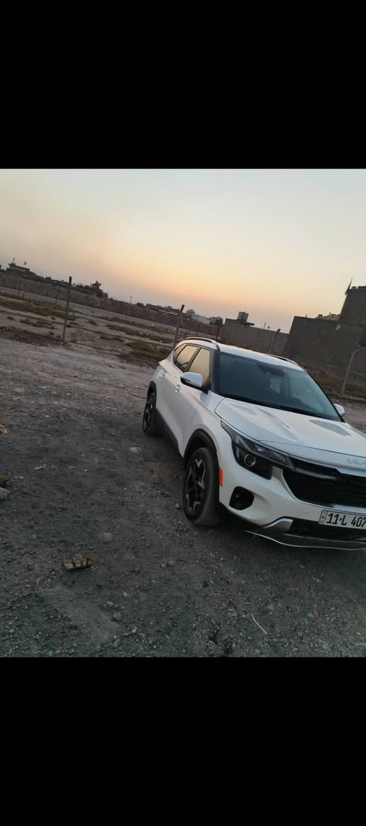 السلام عليكم كيا سيليتوز 2025 ماشيه 15 ألف  كيلو فول المواصفات من عدا الفتحه صور الحادث موجوده رقم بغداد تحويل مباشر  الاستفسار يرجى الاتصال على الرقم***********
