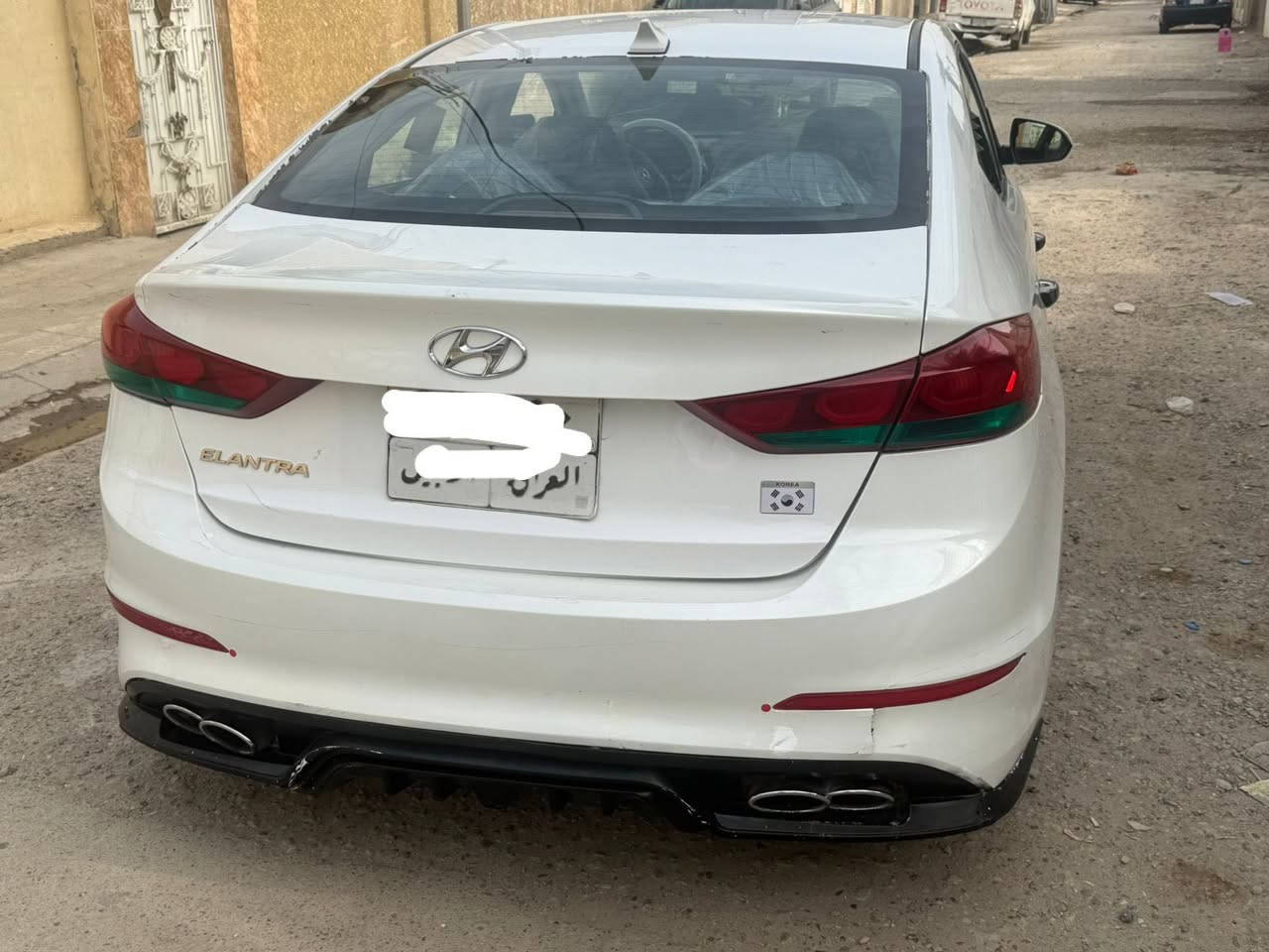 السلام عليكم
النترا مديل مديل 2017 
أمريكي 
السياره بدون حادث. بدون تبديل 
بدون شواصي بدون لغود بدو حوض 
طابه كلين من امريكا  
السياره خير من الله 
ميكنه 2000دوش 
كيرها atبلادي 
صدر امامي خلفي 
تخم تاير. 
تتفئه 
تبريد ثلج ❄️ 
رقم أربيل. 
تحويل أو وكاله 
مكان السياره بغداد.
سعر 115 وبيها مجال ***********
شرط وين ميعجبك تفحص افحص 
صور امريكا مفرقه بلمنشور
