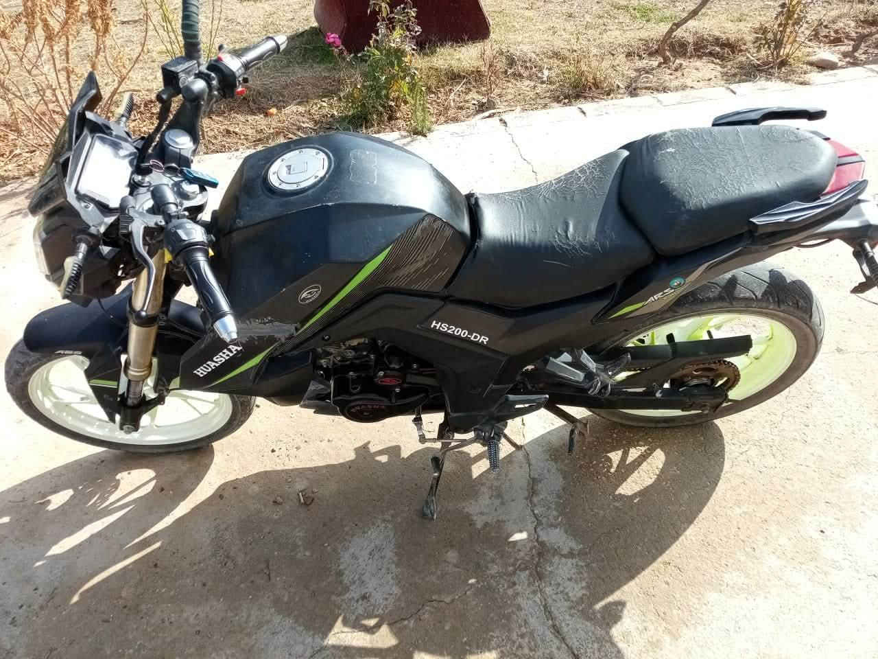 للبيع هيوشه 24 الشكل الجديد نضيف ومحرك شرط تجي تفحص وتاخذه السعر مليون و100 للأستفسار على الرقم ‏‪***********‬‏
