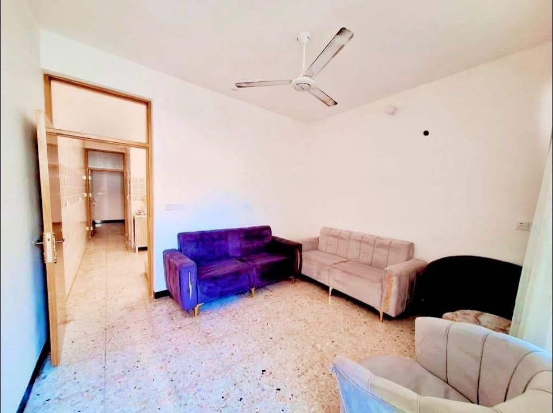 بسم الله ماشاء الله 🤲
بسعر 64 مليون🫴🏻
50 متر طابو ملك صرف  

سكني واقع حال 65 متر 

يتكون 

من استقبال وصاله ومطبخ 

وخدمات 

وغرفتين نوم 2 وحده فوك ووحده جًوه 

بناء جديد2024

استثمار أو سكن 

بغداد منطقه الانتصار قبل  مستشفى حماد شهاب
قبل مرور الحسينيه 
***********
